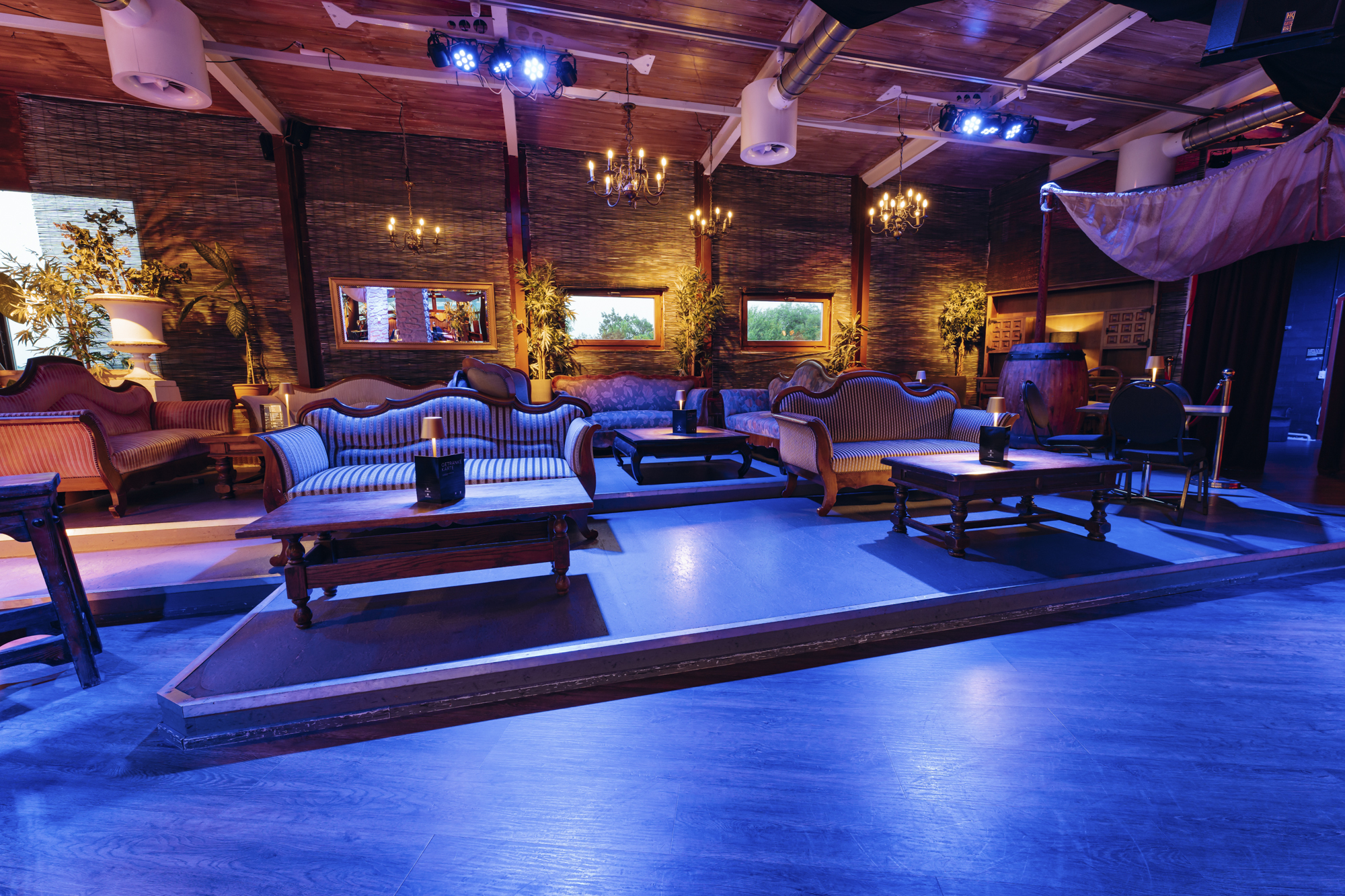 DanceInn & Schlosshof | Münchwilen Die Eventlocation