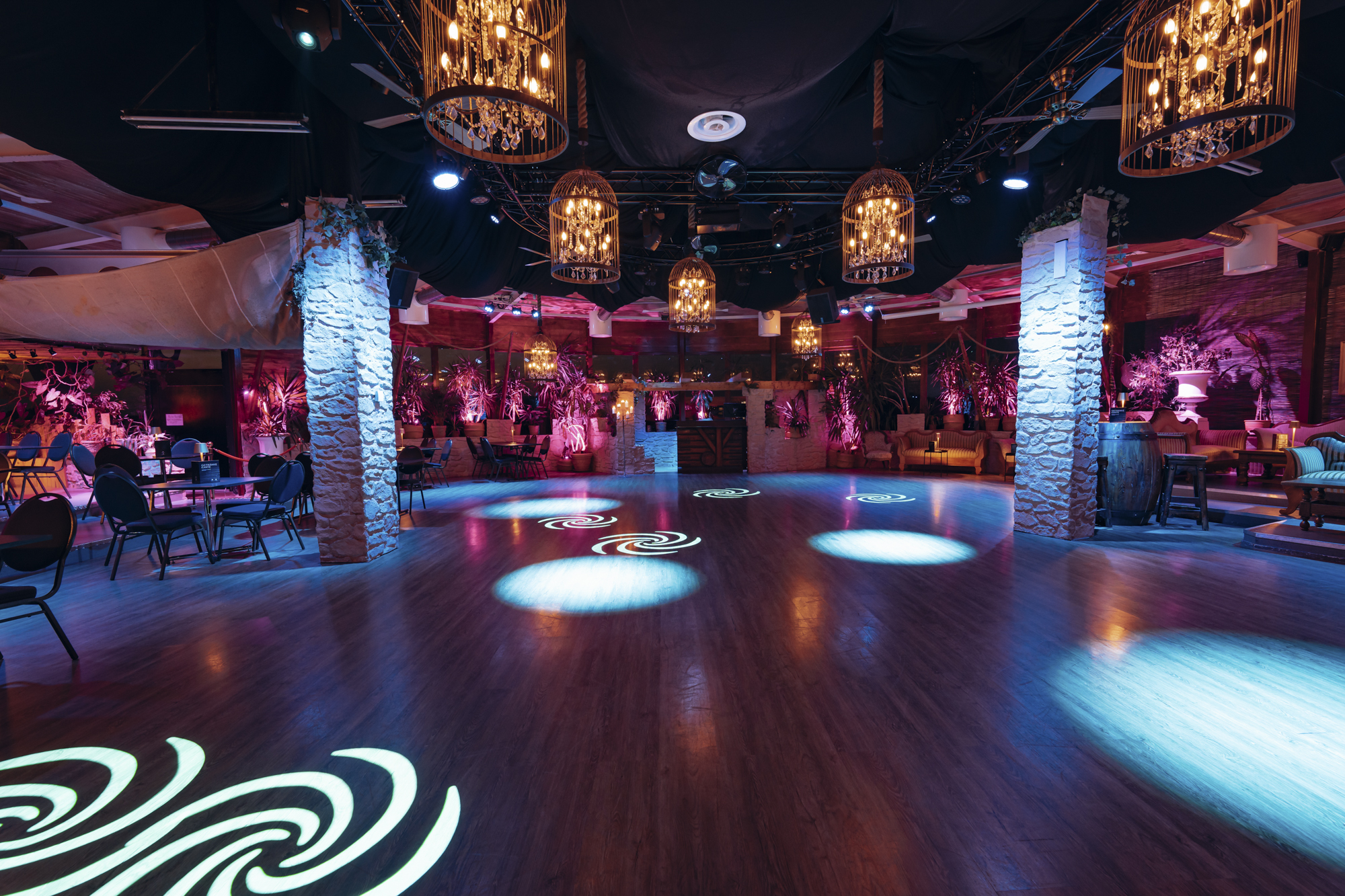 DanceInn & Schlosshof | Münchwilen Die Eventlocation